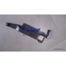 MB503119 PANEL FR END COVER